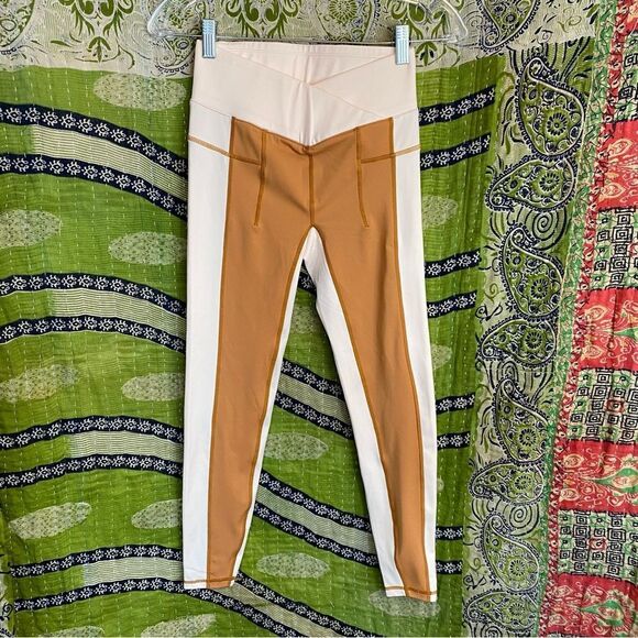 NWOT FP Movement Topaz Rebel Running Leggings Size Extra Small - Picture 4 of 16